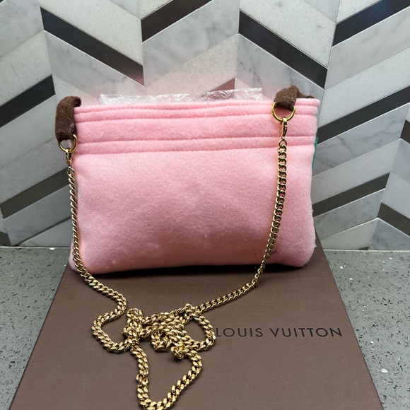 SOLD Louis Vuitton Large Kirigami - Picture 9 of 14